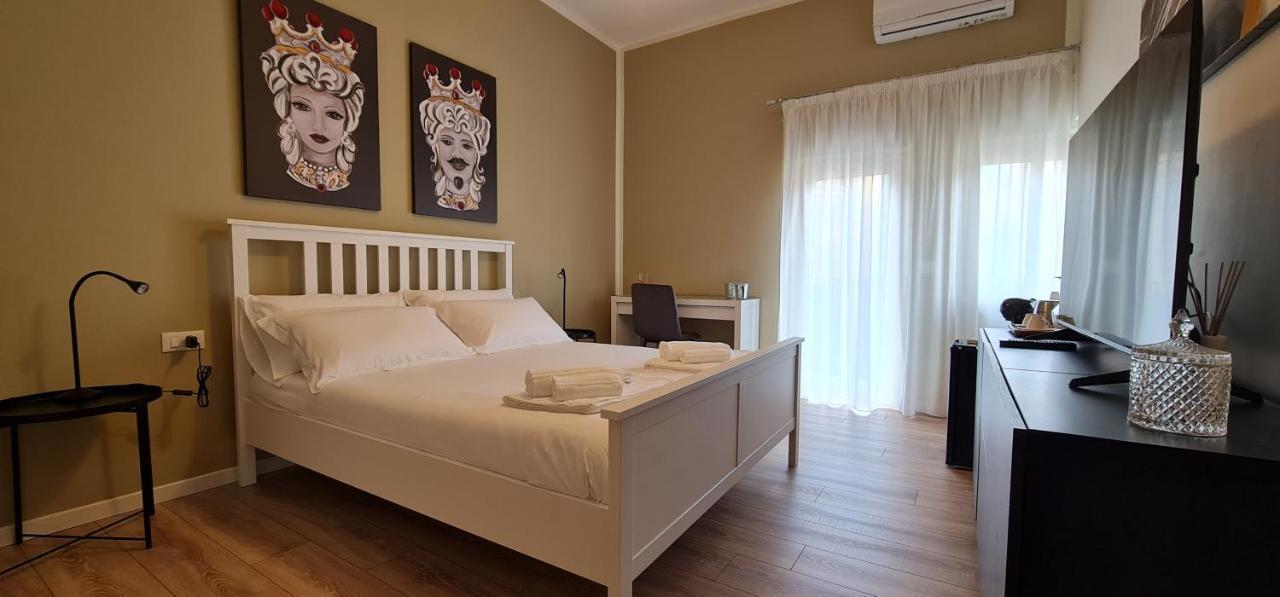 Di Fresco Apartments - Holiday House Palermo Bagian luar foto