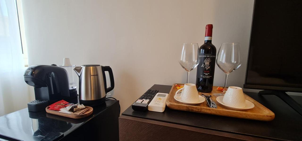 Di Fresco Apartments - Holiday House Palermo Bagian luar foto