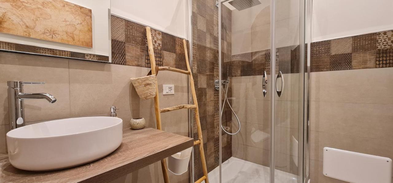 Di Fresco Apartments - Holiday House Palermo Bagian luar foto