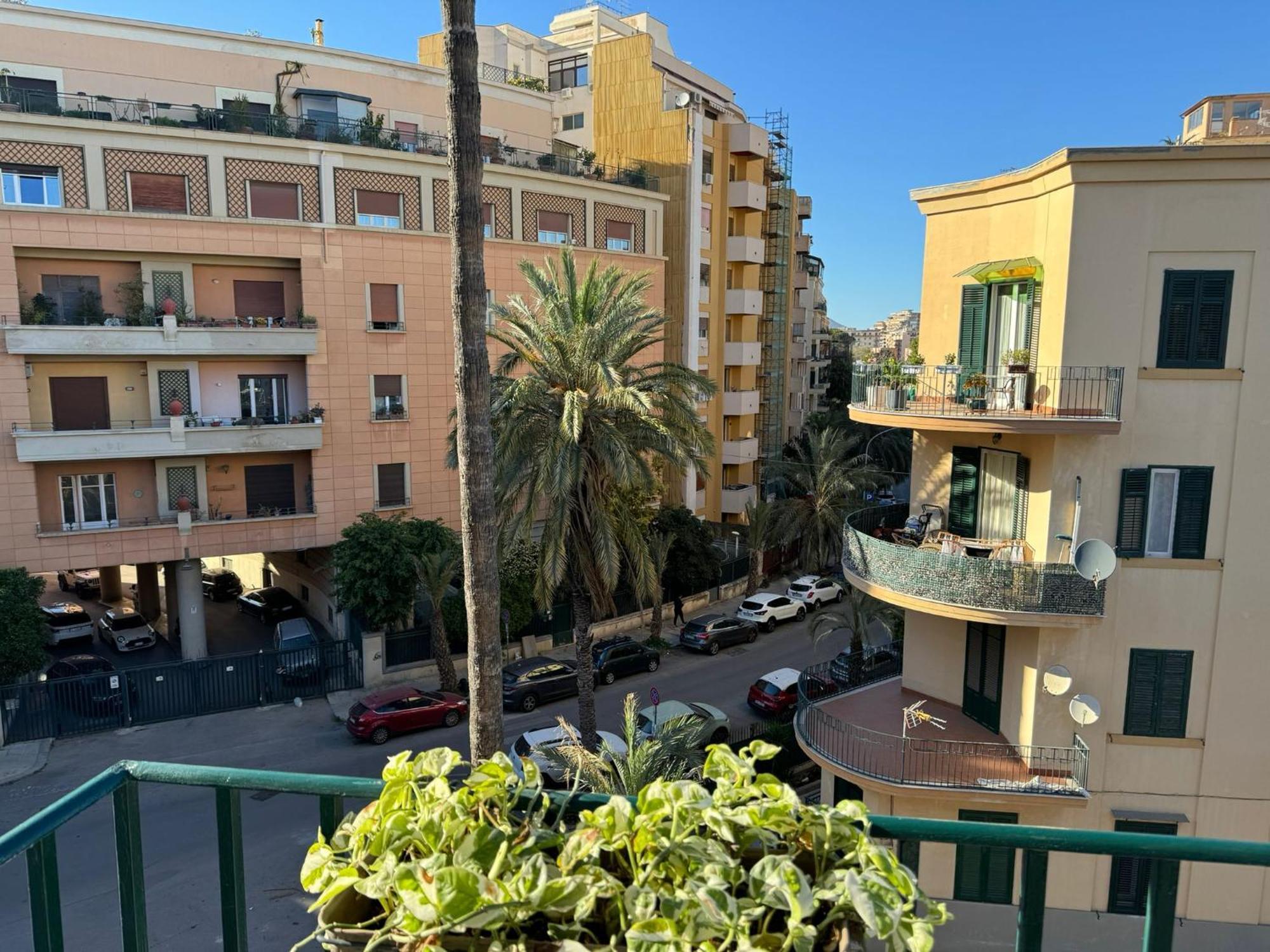 Di Fresco Apartments - Holiday House Palermo Bagian luar foto